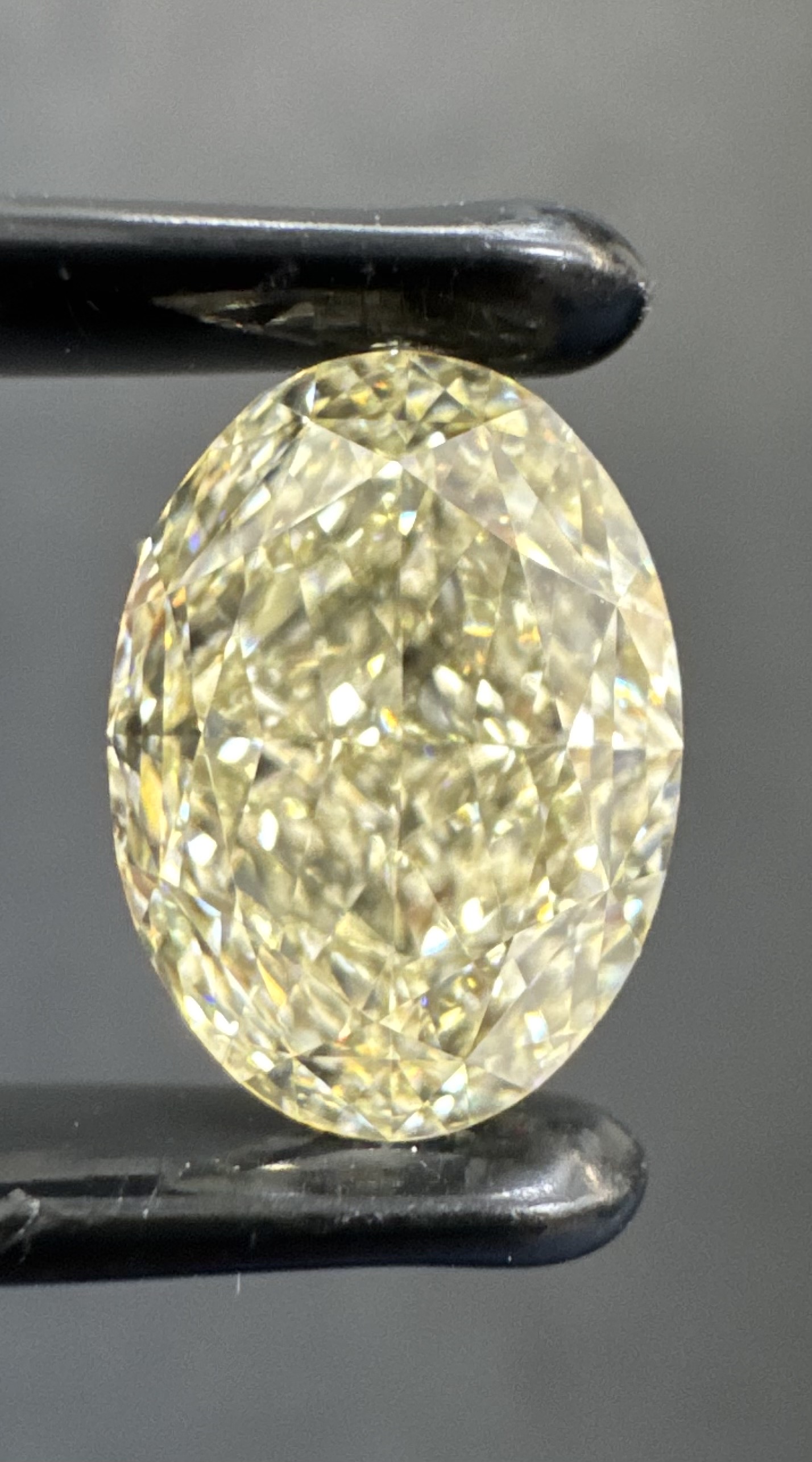 4.05ct Oval SINGLE